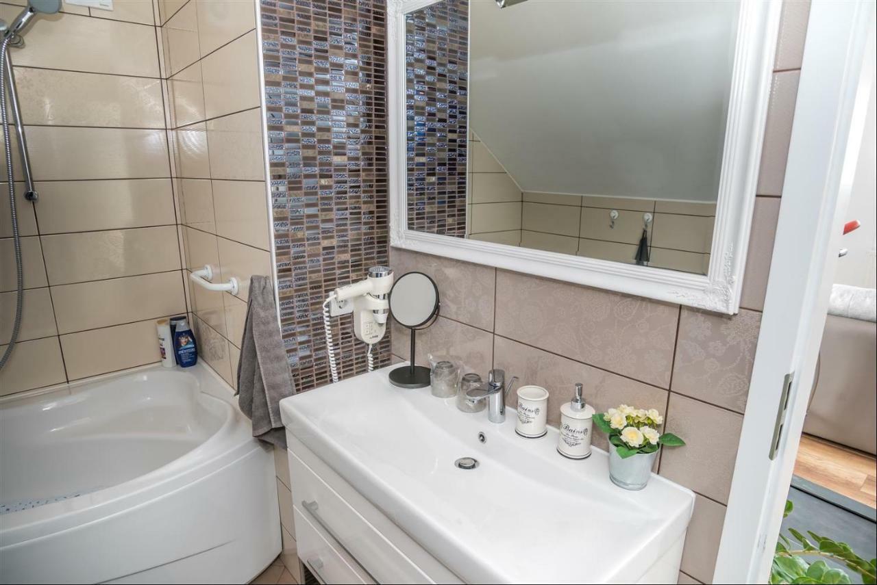 Apartman Hubertus 5* Vagovina Extérieur photo